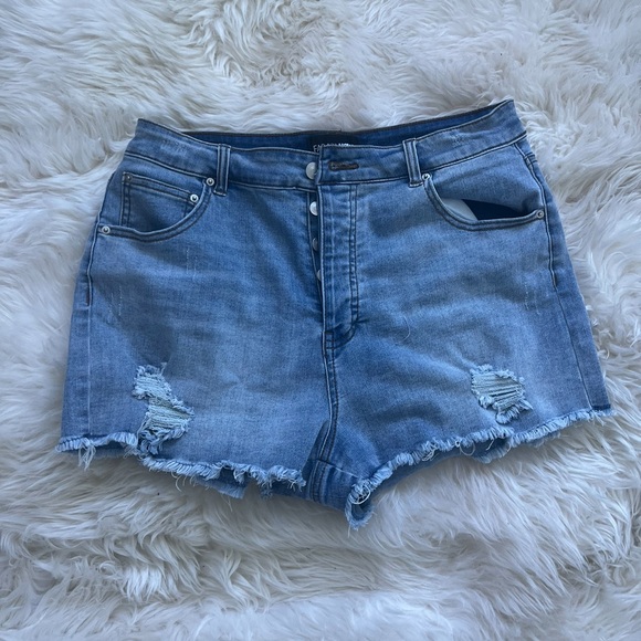 Denim stretch shorts - Picture 3 of 4
